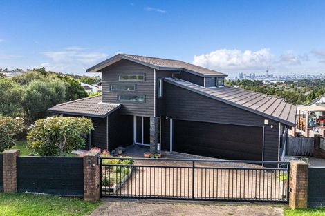 Photo of property in 24a Balmain Road, Chatswood, Auckland, 0626