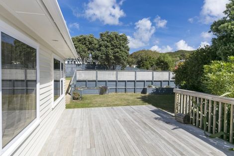 Photo of property in 63a The Drive, Tawa, Wellington, 5028