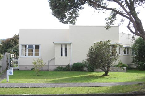 Photo of property in 61 Hall Crescent, Epuni, Lower Hutt, 5011