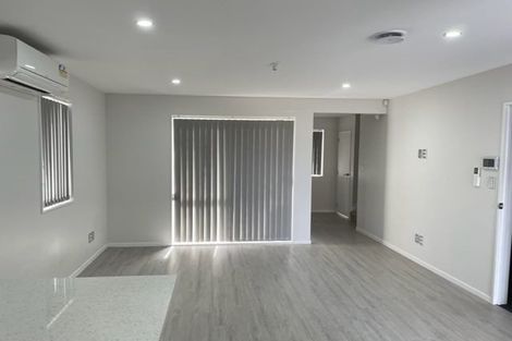 Photo of property in 74c Thompson Terrace, Manurewa, Auckland, 2102