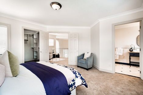 Photo of property in 21 Te Hoe Grove, Pinehill, Auckland, 0632