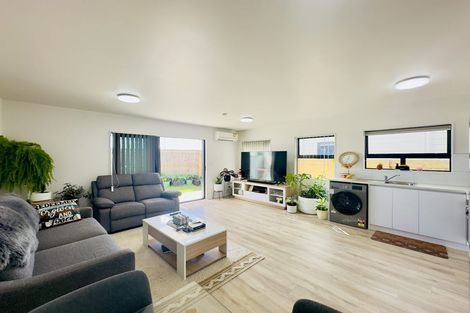Photo of property in 16/12 Thompson Street, Mangere East, Auckland, 2024