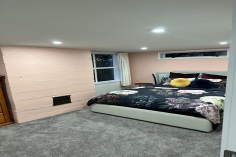 Photo of property in 2a Cobden Road, Bluff Hill, Napier, 4110