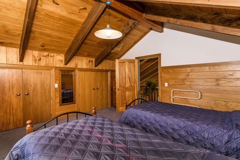 Photo of property in 2 Par Place, Kinloch, Taupo, 3377