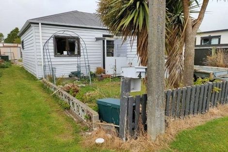 Photo of property in 4 Clifford Street, Clinton, 9534