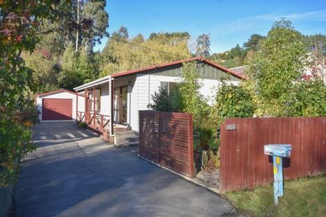 Photo of property in 17 Hereweka Street, Portobello, Dunedin, 9014