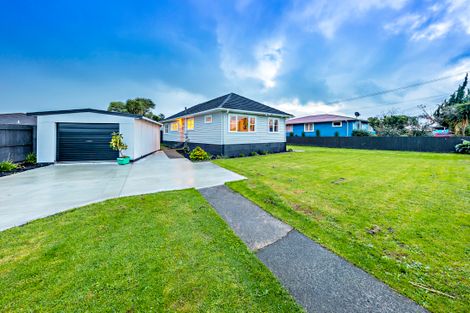 Photo of property in 8 Tidal Road, Mangere, Auckland, 2022