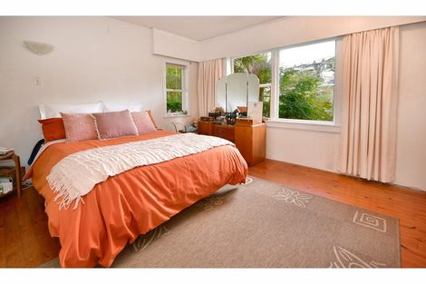 Photo of property in 8 Ocean View Road, Hatfields Beach, Orewa, 0931