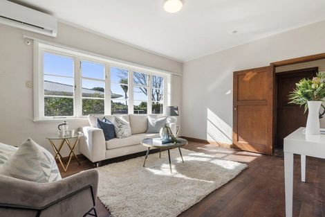 Photo of property in 9f Kerr Street, Devonport, Auckland, 0624