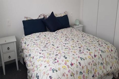 Photo of property in 2/7 Walter Street, Hauraki, Auckland, 0622