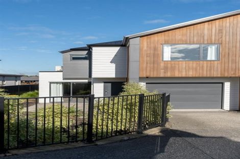 Photo of property in 10/15 Onukutara Place, Huntington, Hamilton, 3281