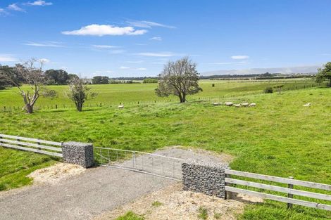 Photo of property in 20 Whio Grove, Hokio Beach, 5571