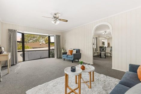 Photo of property in 1/3 Allington Road, Massey, Auckland, 0614