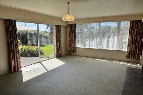 Photo of property in 60 Rimu Street, Waikanae, 5036