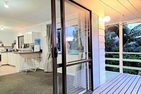 Photo of property in 23b Kennedy Grove, Stokes Valley, Lower Hutt, 5019