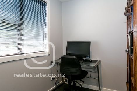 Photo of property in 75 Milton Road, Bluff Hill, Napier, 4110