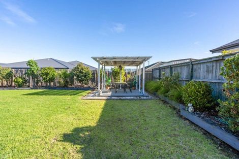 Photo of property in 42 Kowi Lakes Drive, One Tree Point, 0118