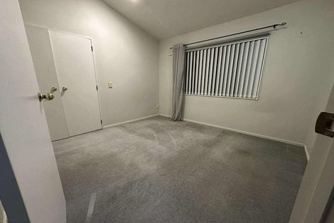 Photo of property in 2c Glen Road, Ranui, Auckland, 0612