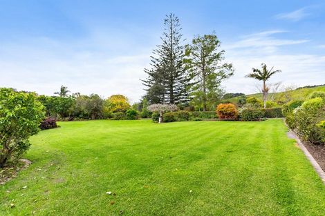 Photo of property in 1471 Clevedon Kawakawa Road, Kawakawa Bay, Papakura, 2585