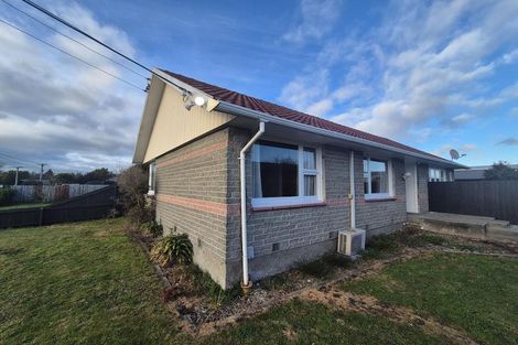 Photo of property in 6 Wimborne Crescent, Aranui, Christchurch, 8061