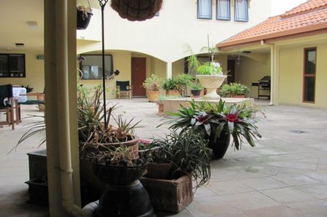 Photo of property in 2/77 Saint George Street, Papatoetoe, Auckland, 2025