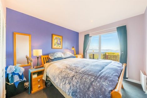 Photo of property in 40 Akatea Road, Korokoro, Lower Hutt, 5012