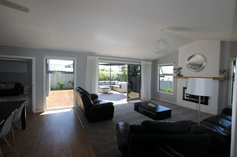 Photo of property in 22 Smith Street, Lepperton, New Plymouth, 4373