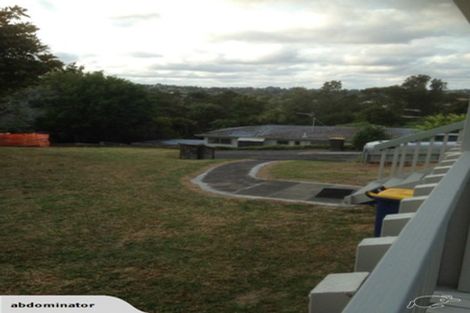 Photo of property in 2/17 Capilano Place, Glenfield, Auckland, 0629