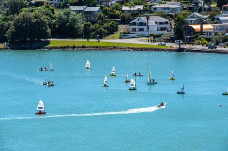 Photo of property in 33 Takutai Avenue, Half Moon Bay, Auckland, 2012