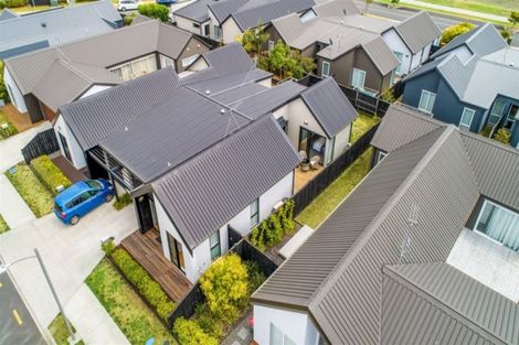 Photo of property in 7 Parachute Crescent, Papakura, 2110