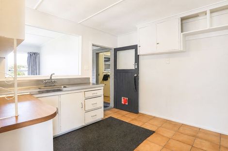 Photo of property in 2 Ngareta Road, Mourea, Rotorua, 3074