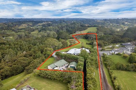 Photo of property in 355 Ridge Road, Paremoremo, Albany, 0793
