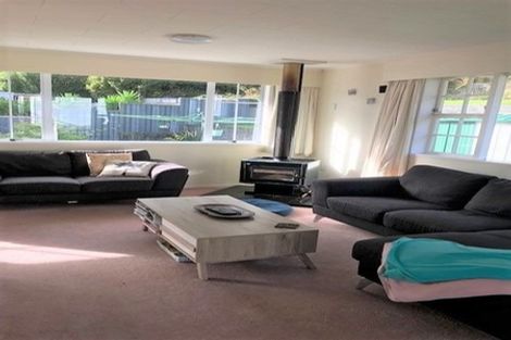 Photo of property in 13 Timaru Grove, Kelson, Lower Hutt, 5010