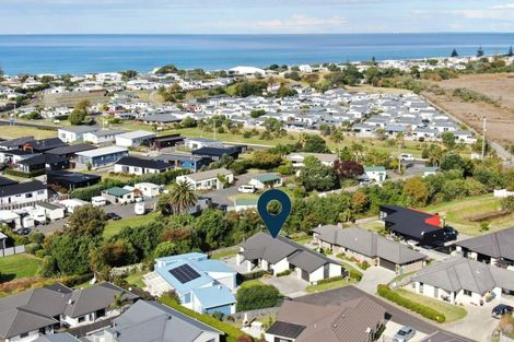 Photo of property in 26 Reel Road, Athenree, Waihi Beach, 3611