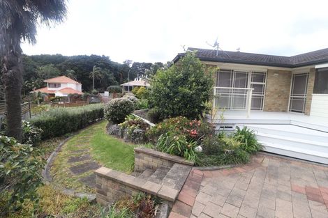 Photo of property in 6 Silkwood Grove, Totara Heights, Auckland, 2105