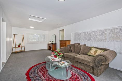 Photo of property in 2 Memorial Drive, Parahaki, Whangarei, 0112