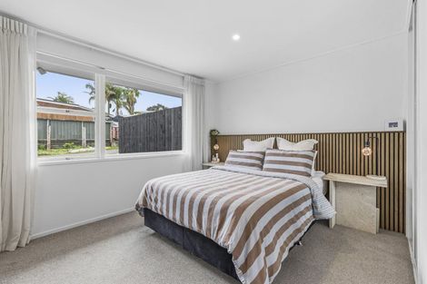 Photo of property in 3/73 Howe Street, Howick, Auckland, 2014