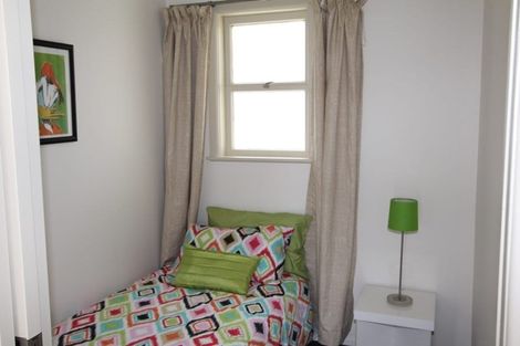 Photo of property in 10 Gloucester Road, Manurewa, Auckland, 2102