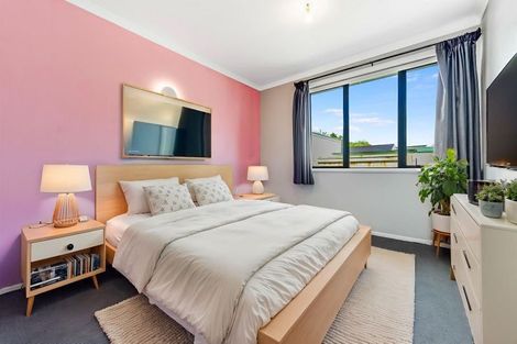 Photo of property in 42 Montgomery Crescent, Bader, Hamilton, 3206