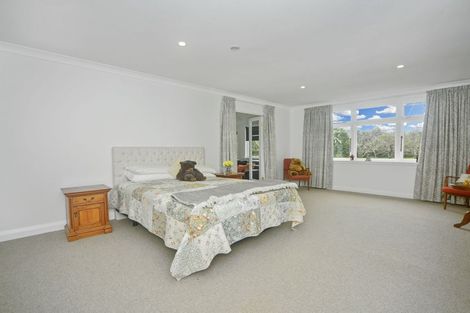 Photo of property in 72 Avenue North Road, Levin, 5510