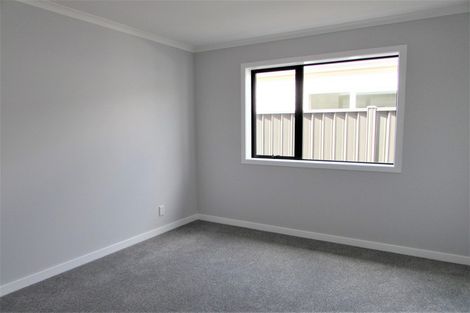 Photo of property in 26 Karearea Avenue, Kenepuru, Porirua, 5022