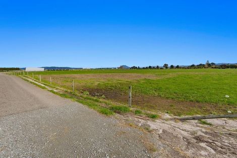 Photo of property in 31 Coast Lane, Thornton, 3194