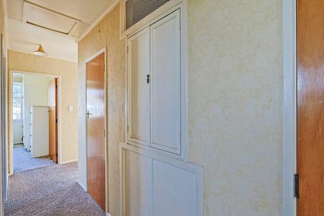Photo of property in 23 Upham Street, Havelock North, 4130