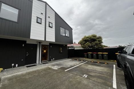 Photo of property in 6/4 Harry Ward Place, Henderson, Auckland, 0610