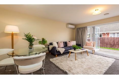 Photo of property in 2/470 Greers Road, Bishopdale, Christchurch, 8053