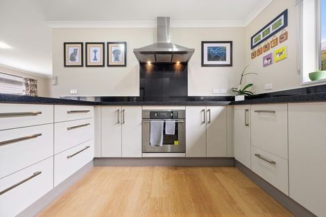 Photo of property in 19 Pounamu Place, Pegasus, 7612