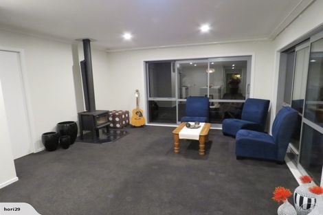 Photo of property in 100 Pohutukawa Drive, Levin, 5571