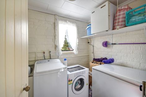 Photo of property in 2 Trafalgar Street, Normanby, Dunedin, 9010