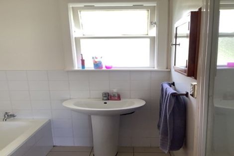 Photo of property in 7 Hanson Grove, Stokes Valley, Lower Hutt, 5019