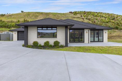 Photo of property in 40 King Road, Kinloch, Taupo, 3385